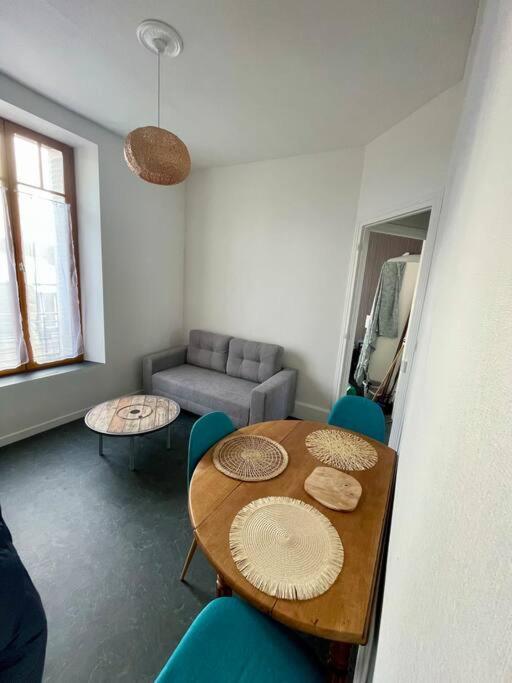 Appartement Idealement Situe Charleville-Mézières Exteriér fotografie