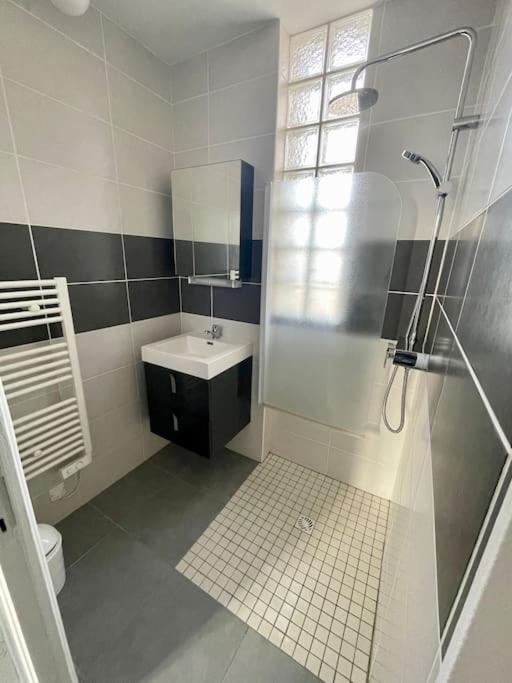 Appartement Idealement Situe Charleville-Mézières Exteriér fotografie