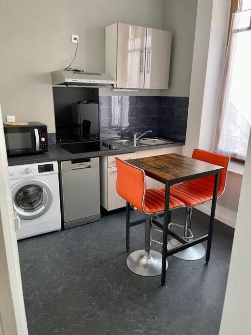 Appartement Idealement Situe Charleville-Mézières Exteriér fotografie